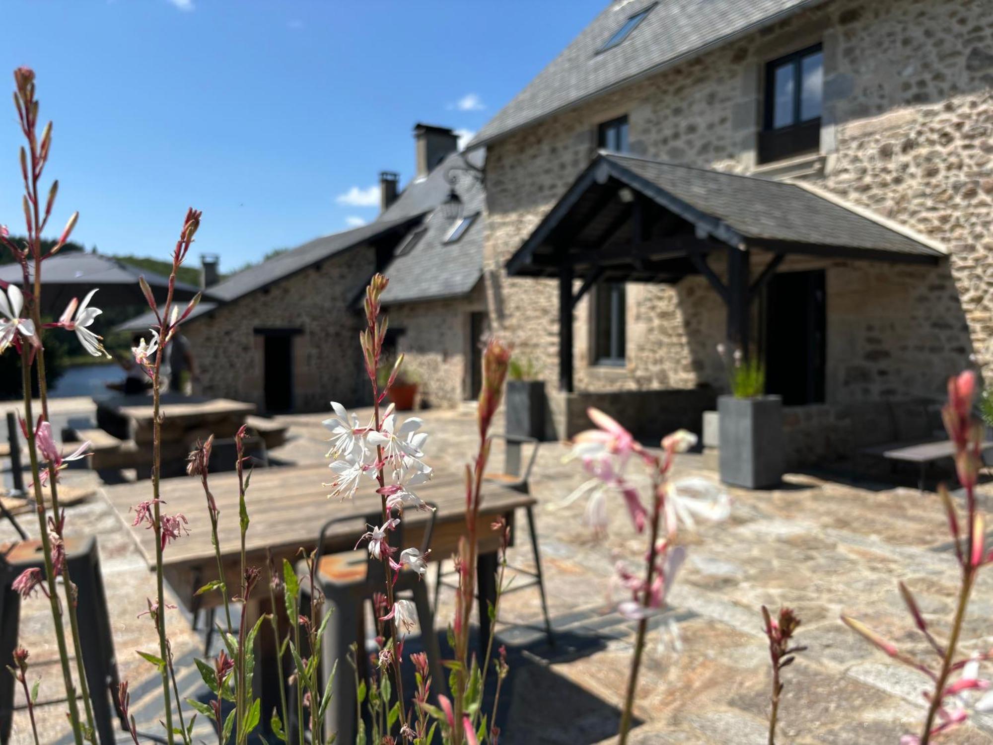 Domaine Des Annouillards Villa Sornac Exterior photo